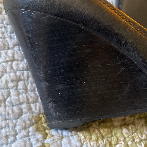 Preloved Tory Burch shoes size 7 1/2 M - Picture 7 of 8